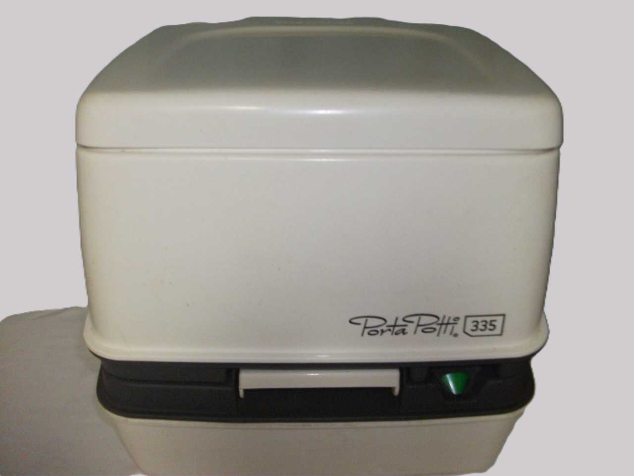 ポータブルトイレ