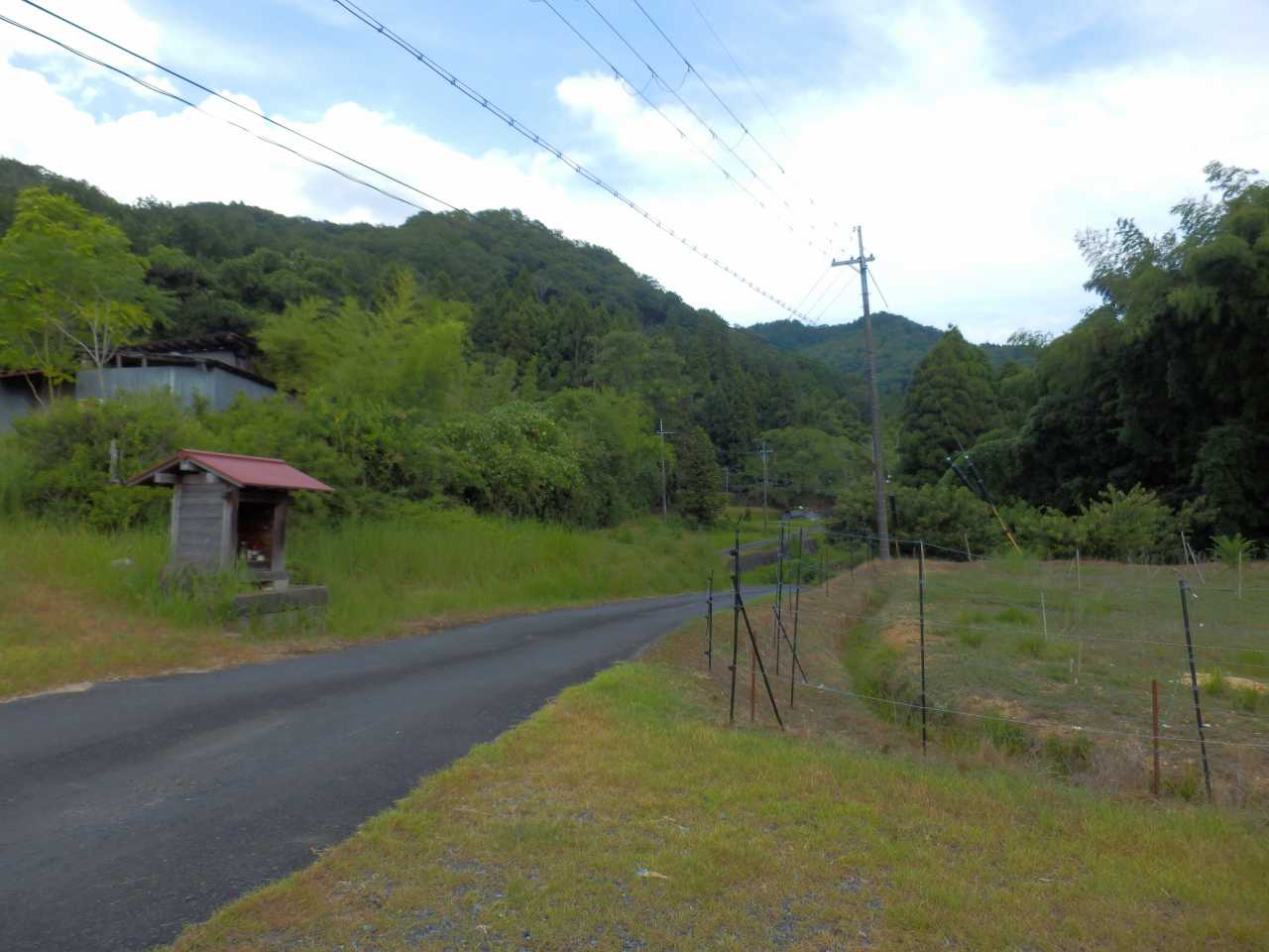 別荘地入口の進入路